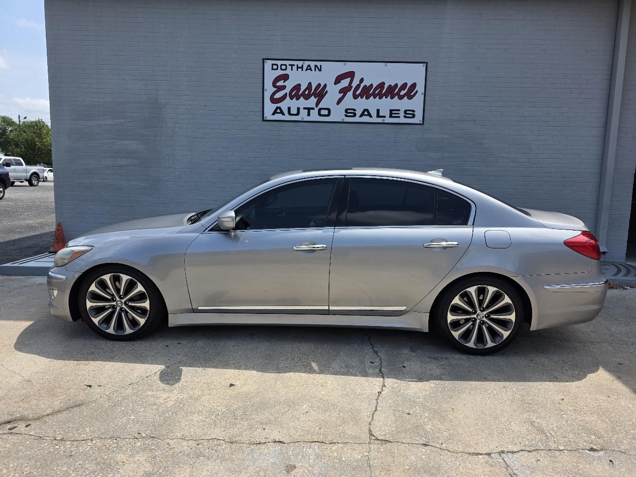 Hyundai Genesis 5.0L R-Spec 2013