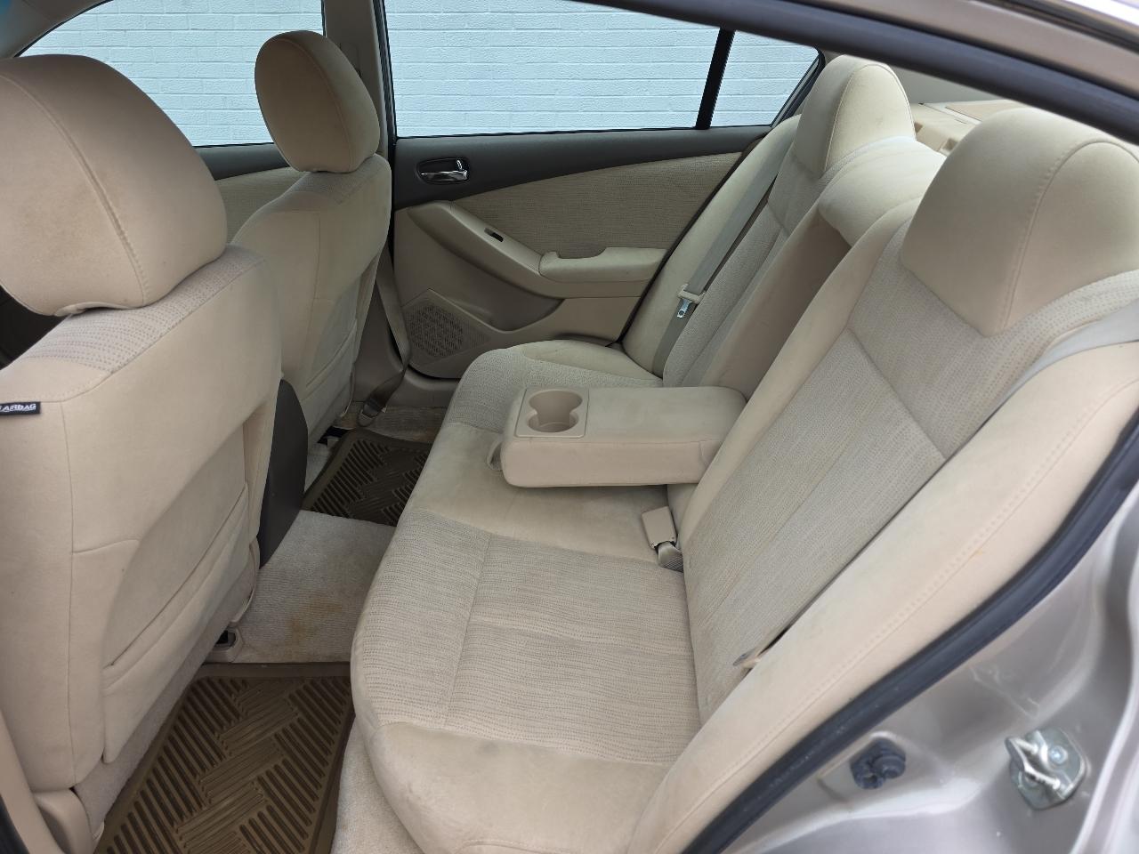 Nissan Altima 2.5 S 2012