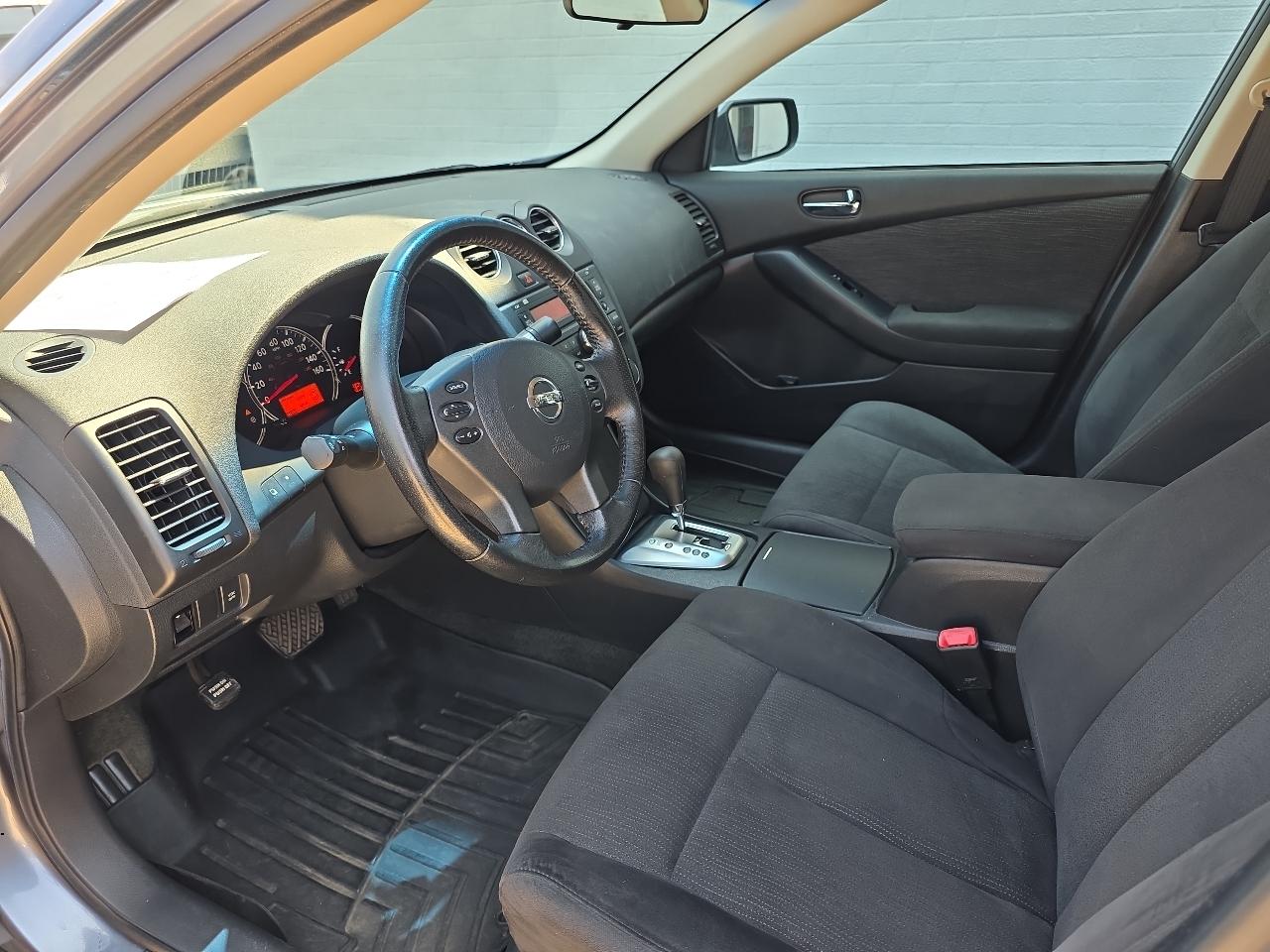 Nissan Altima 2.5 S 2010