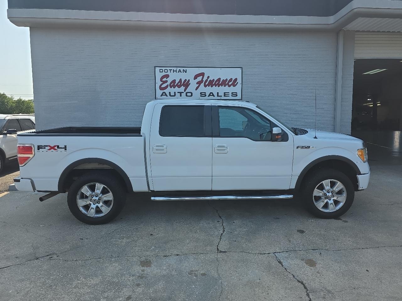 Ford F-150 XL SuperCrew 5.5-ft. Bed 4WD 2010