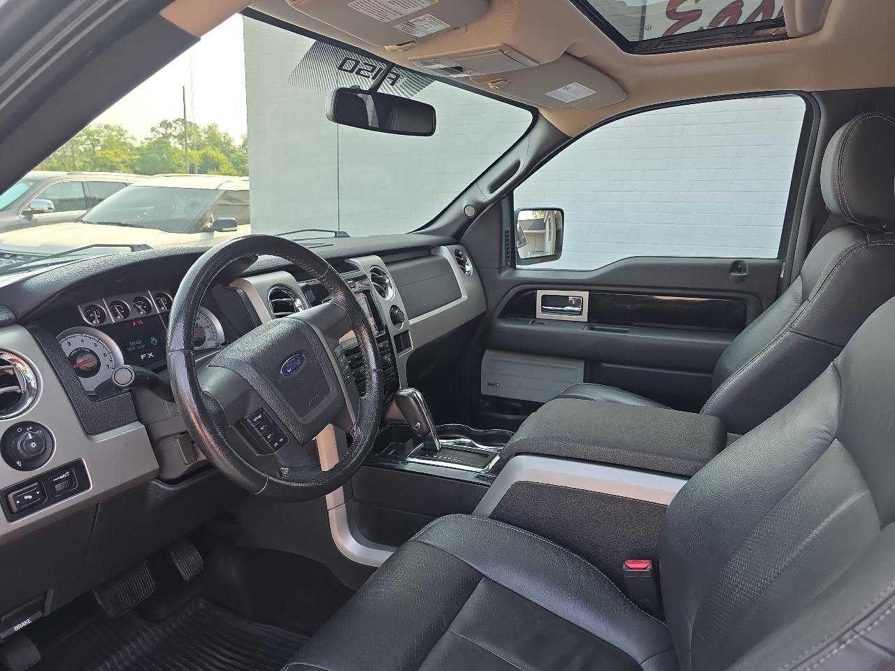 Ford F-150 XL SuperCrew 5.5-ft. Bed 4WD 2010