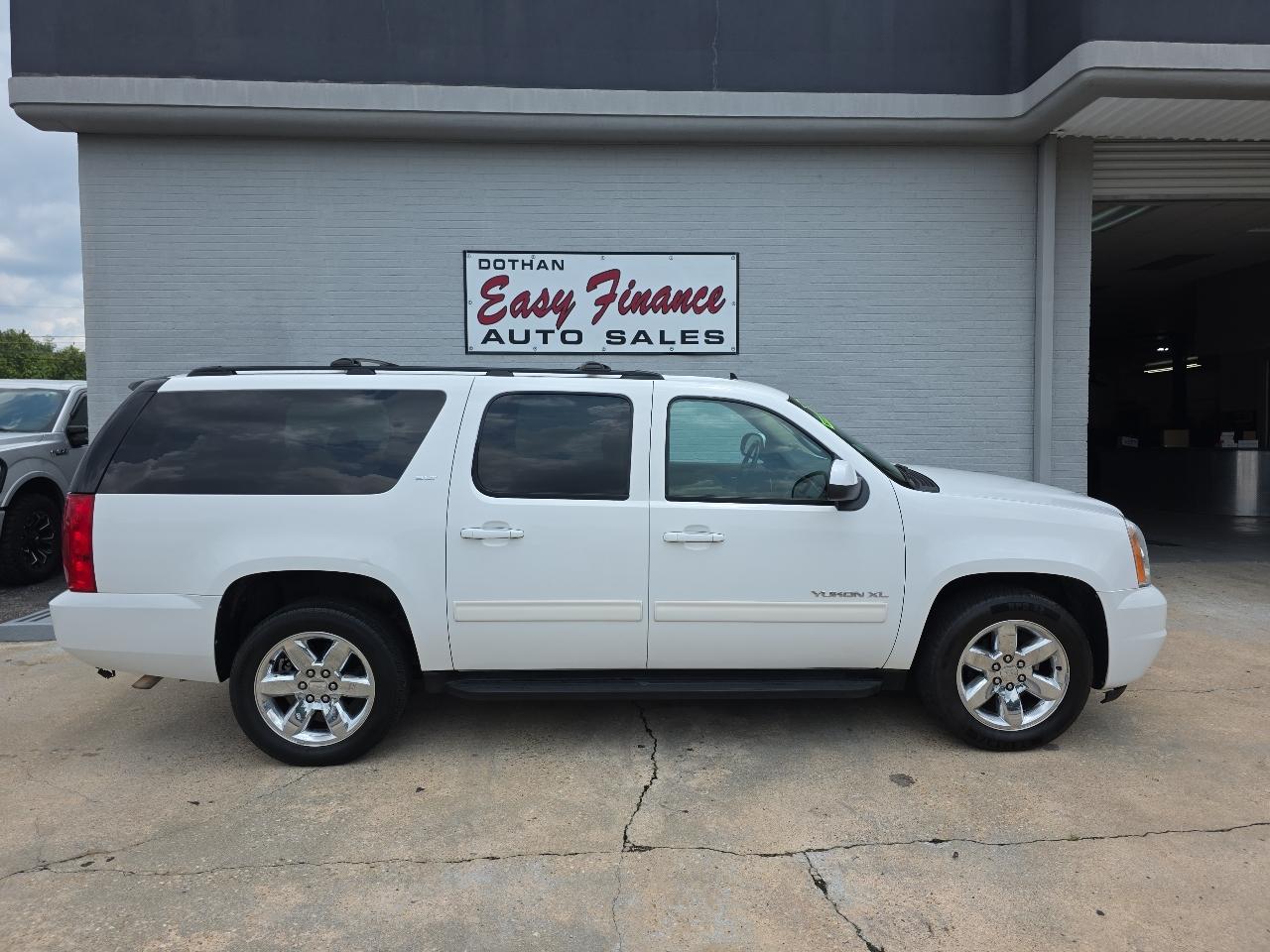 GMC Yukon XL SLT 1/2 Ton 2WD 2014