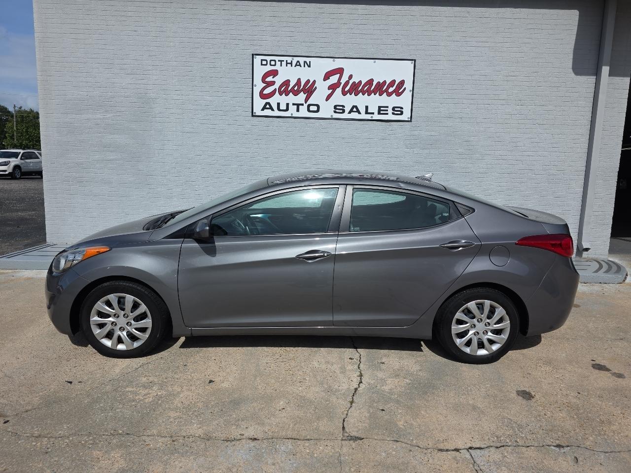 Hyundai Elantra GLS M/T 2013