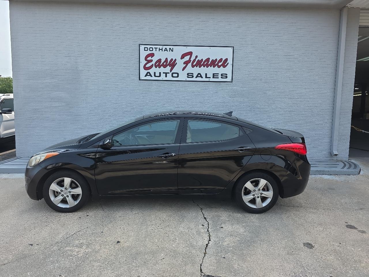 Hyundai Elantra GLS M/T 2013