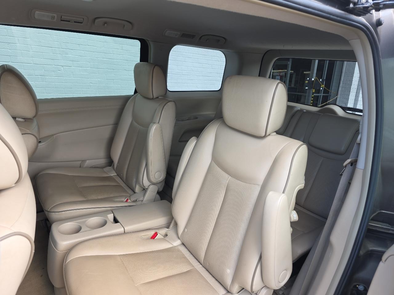 Nissan Quest S 2015
