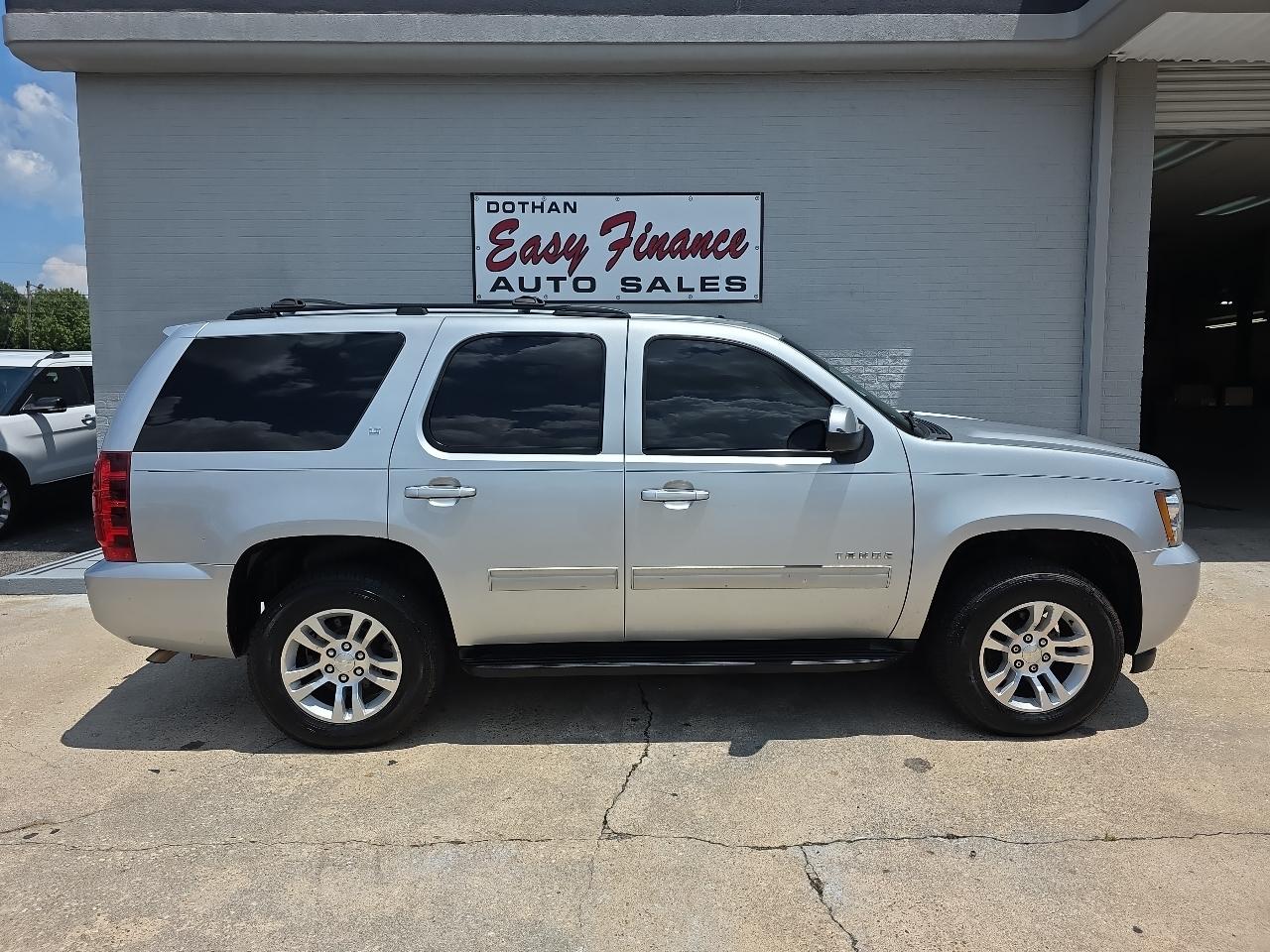 Chevrolet Tahoe LT 2WD 2012