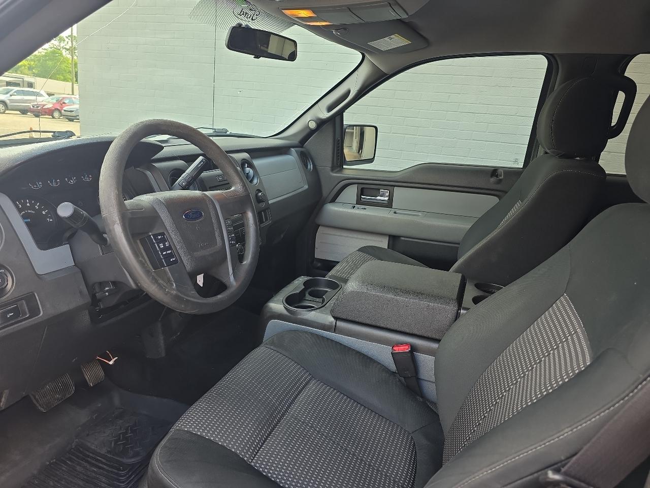 Ford F-150 XL SuperCrew 5.5-ft. Bed 2WD 2014