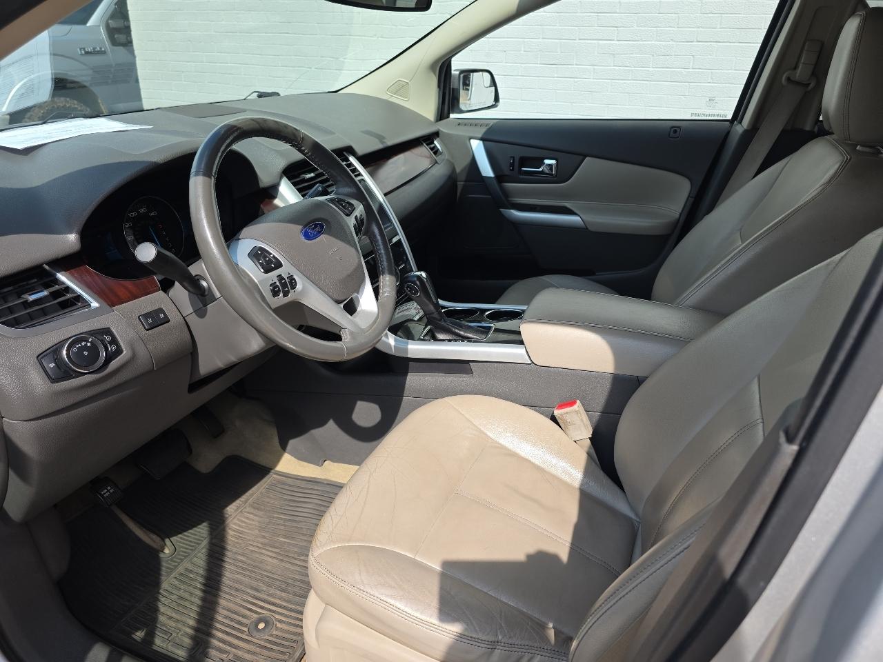 Ford Edge Limited FWD 2012