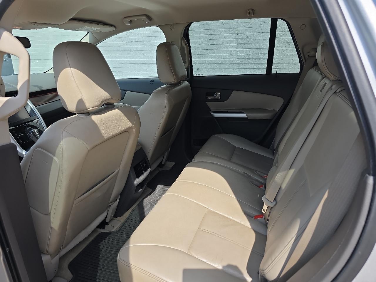 Ford Edge Limited FWD 2012