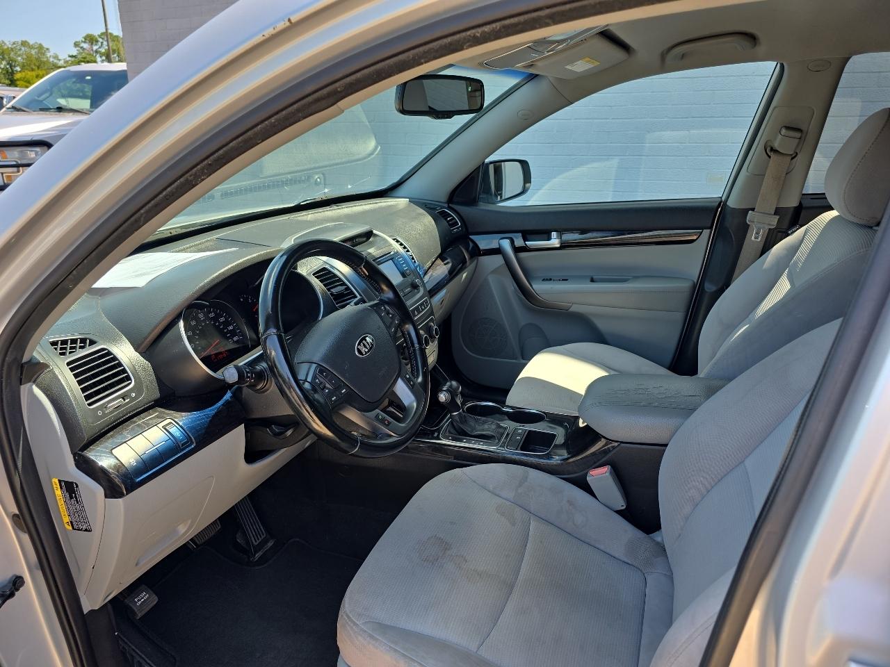 Kia Sorento LX 2WD 2014