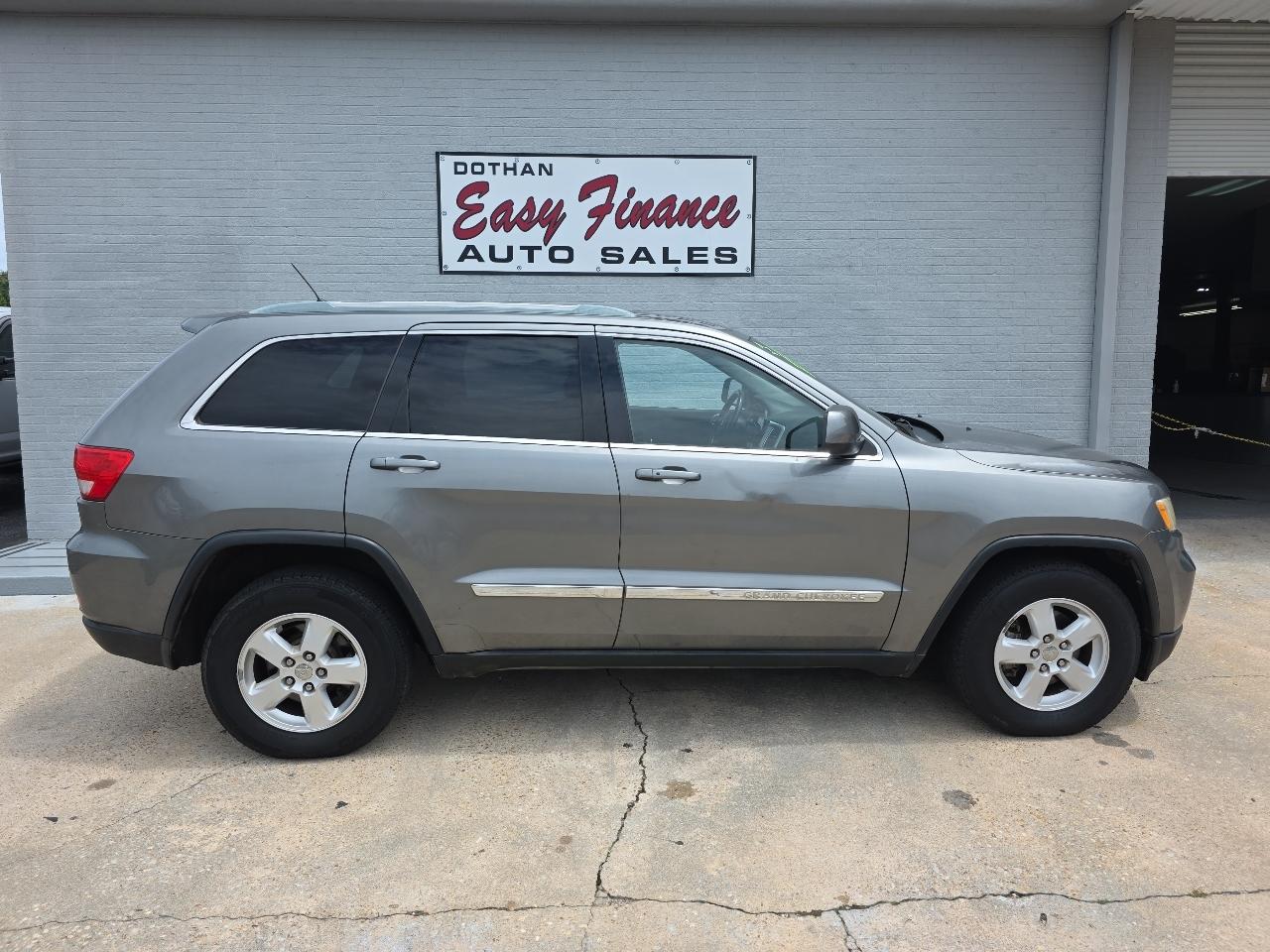 Jeep Grand Cherokee Laredo 4WD 2011