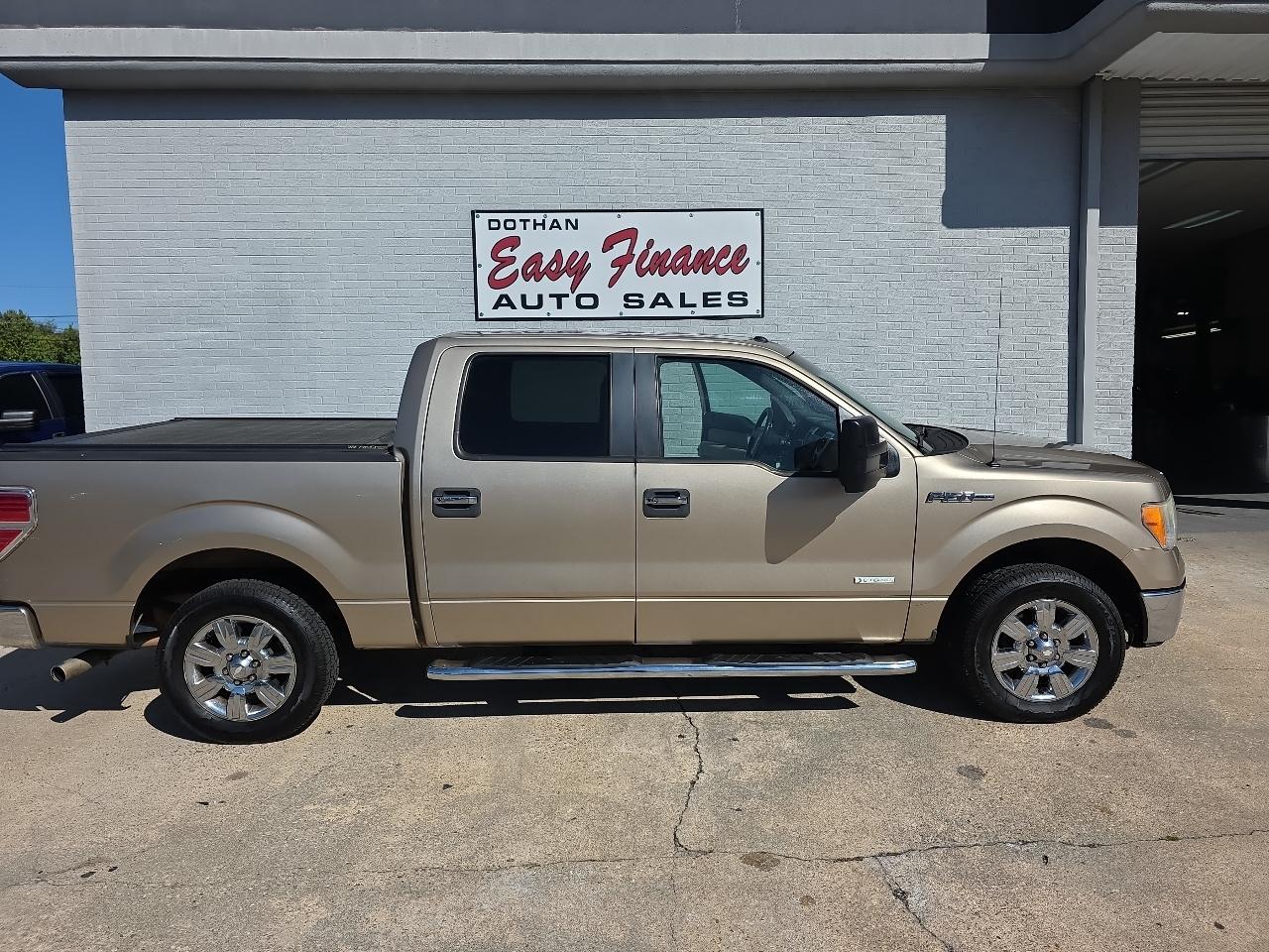 Ford F-150 XL SuperCrew 5.5-ft. Bed 2WD 2011