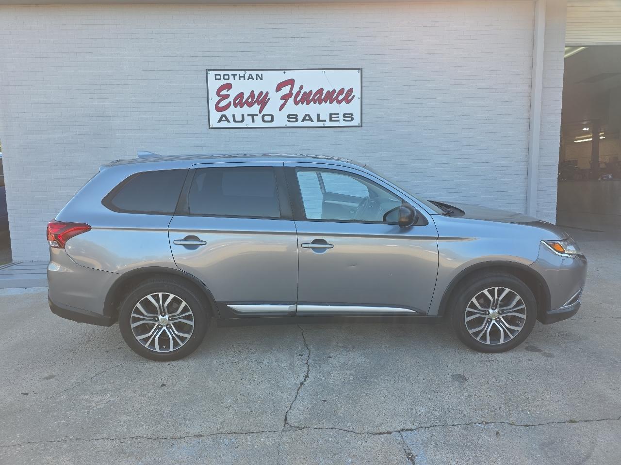 Mitsubishi Outlander ES 2WD 2017