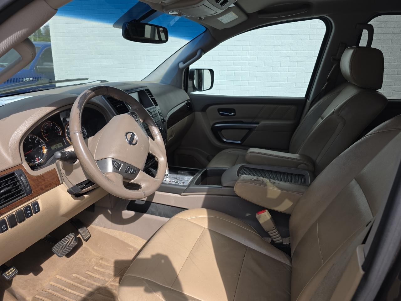 Nissan Armada SV 2WD 2015