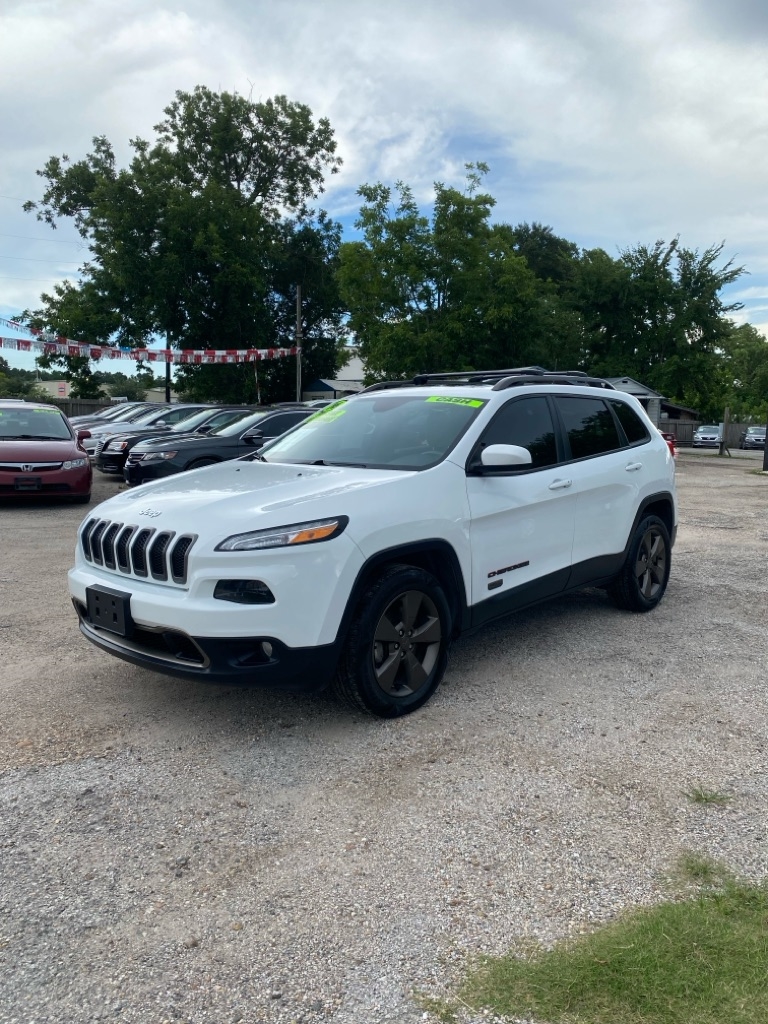 2016 Jeep Cherokee LATITUDE