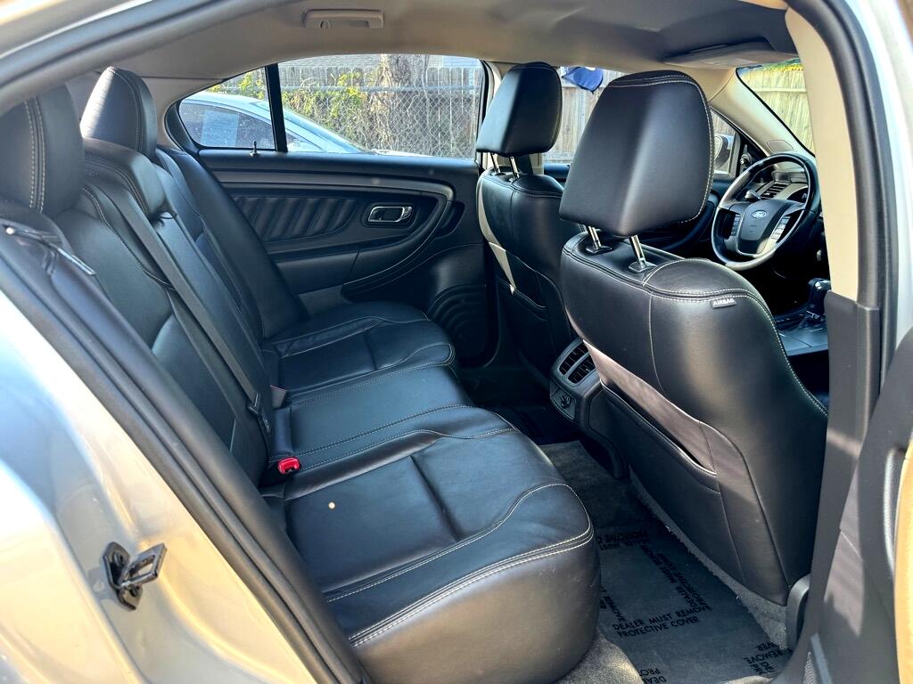 Ford Taurus  2011