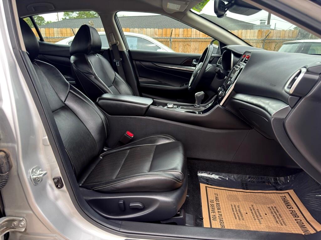 Nissan Maxima  2020