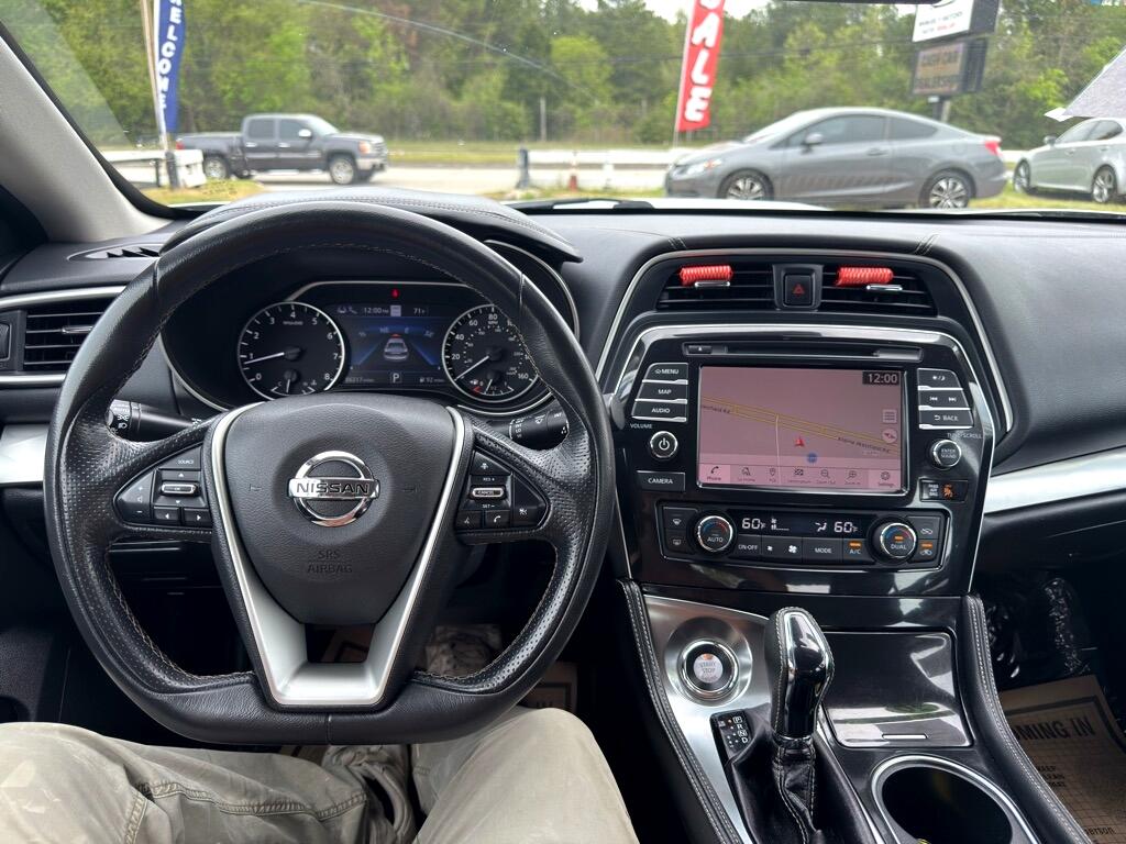 Nissan Maxima  2020