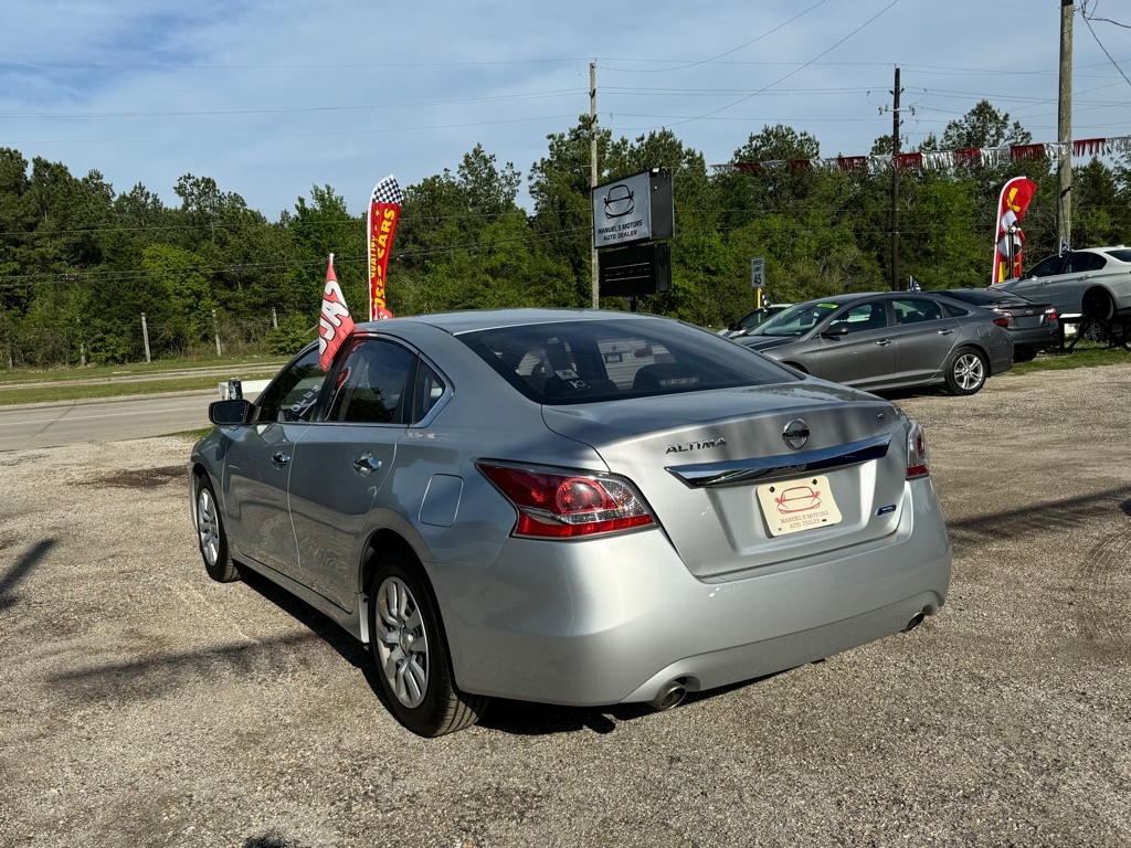 Nissan Altima  2014