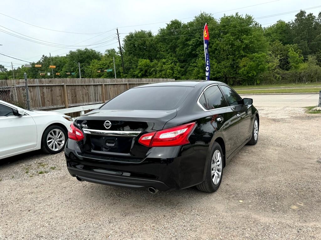 Nissan Altima  2017