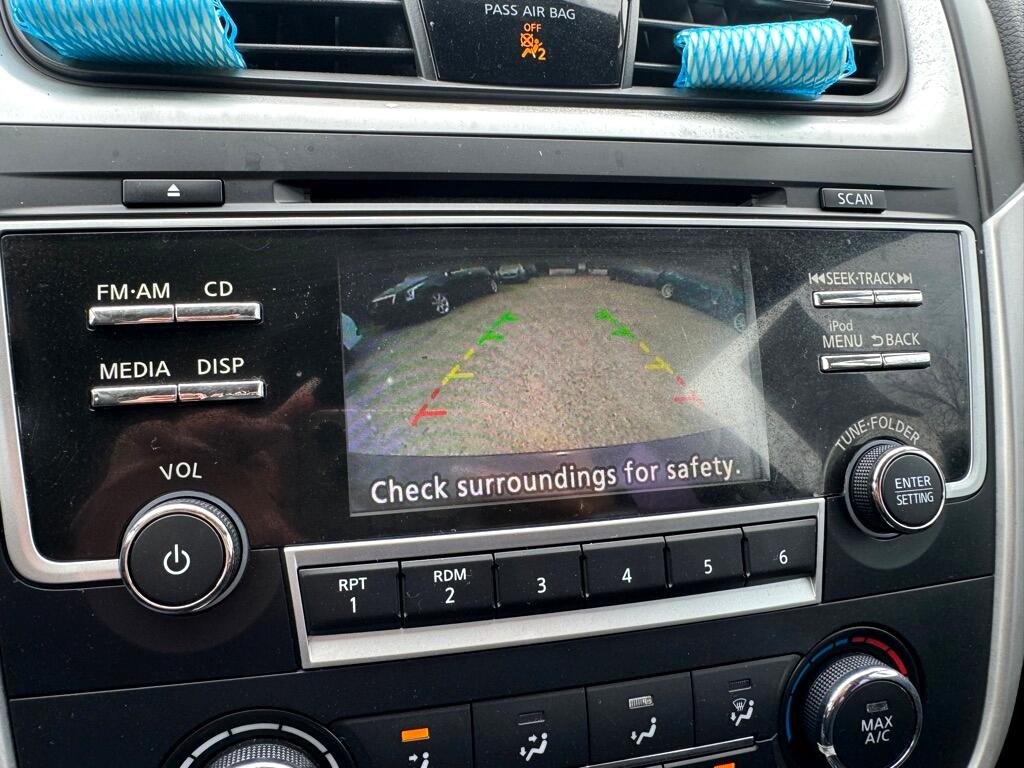 Nissan Altima  2017