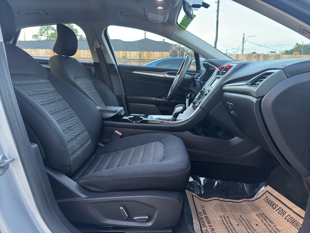 Ford Fusion  2016