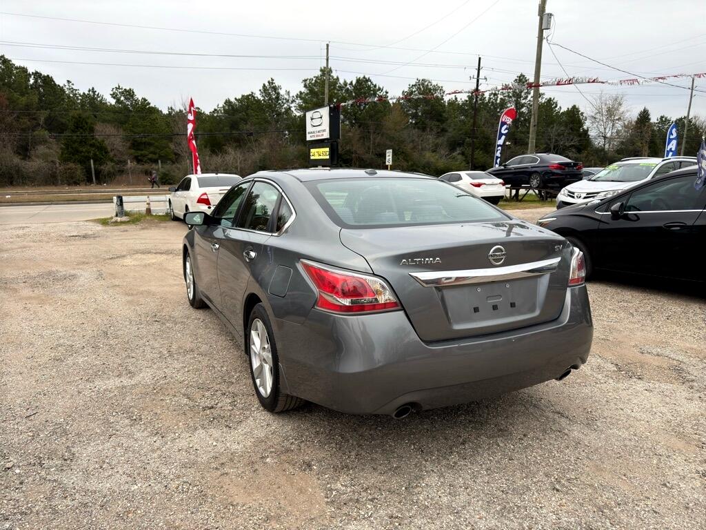 Nissan Altima  2015