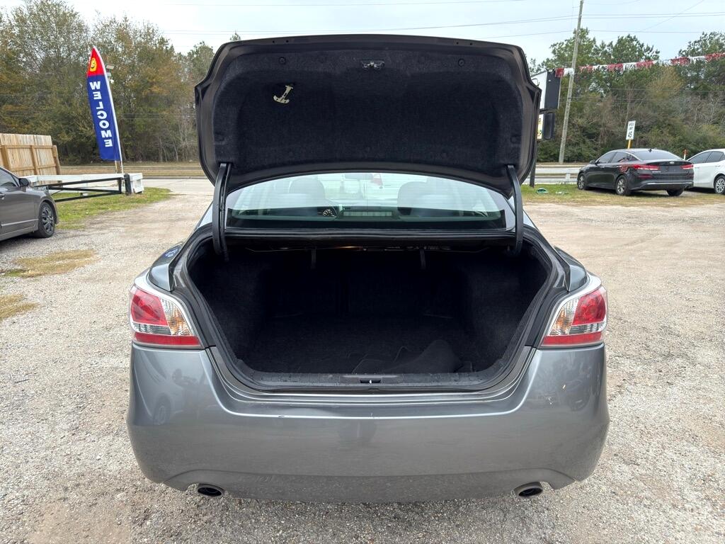 Nissan Altima  2015