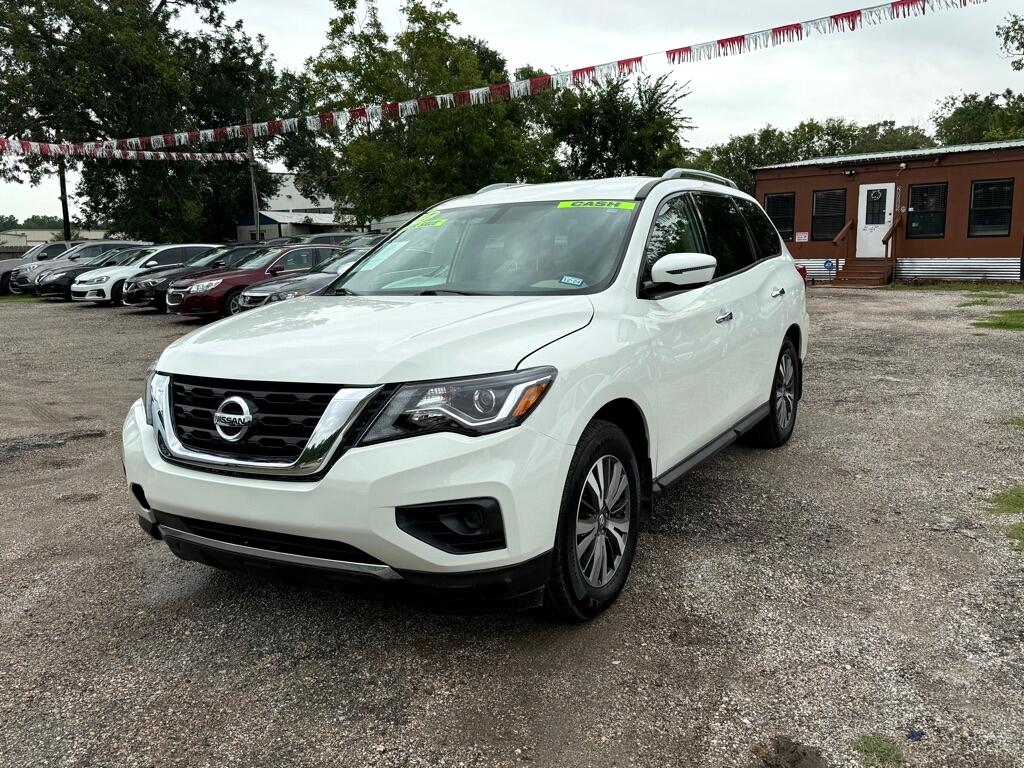 Nissan Pathfinder  2017