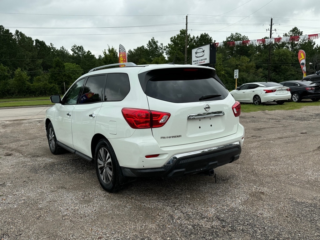 Nissan Pathfinder  2017