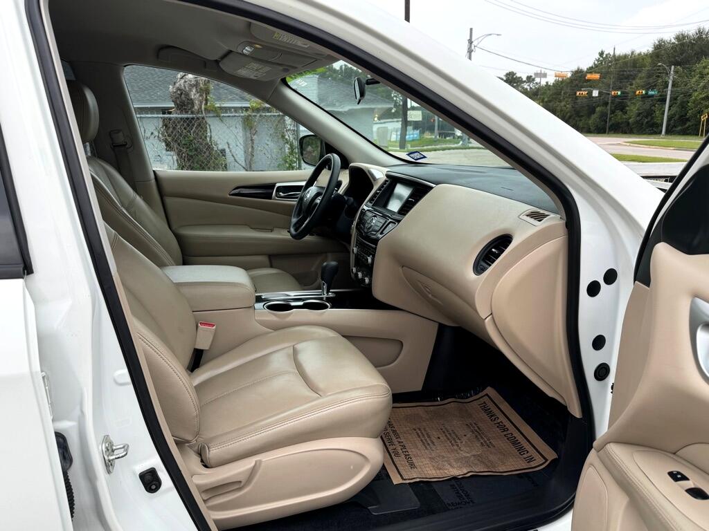 Nissan Pathfinder  2017
