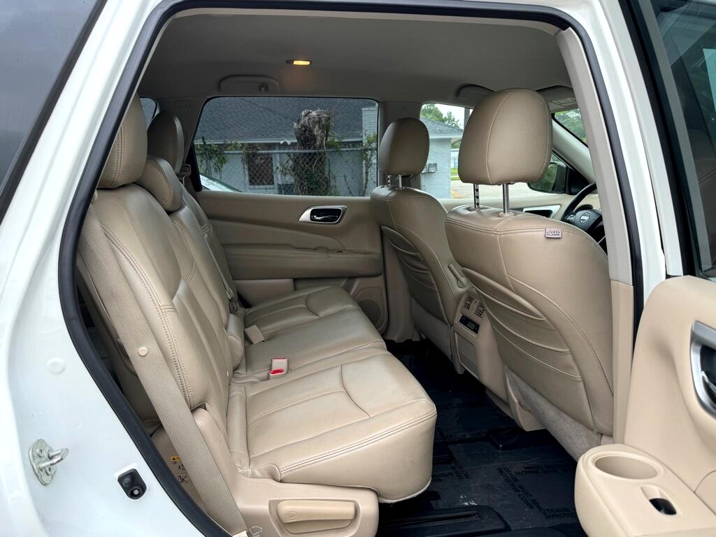 Nissan Pathfinder  2017