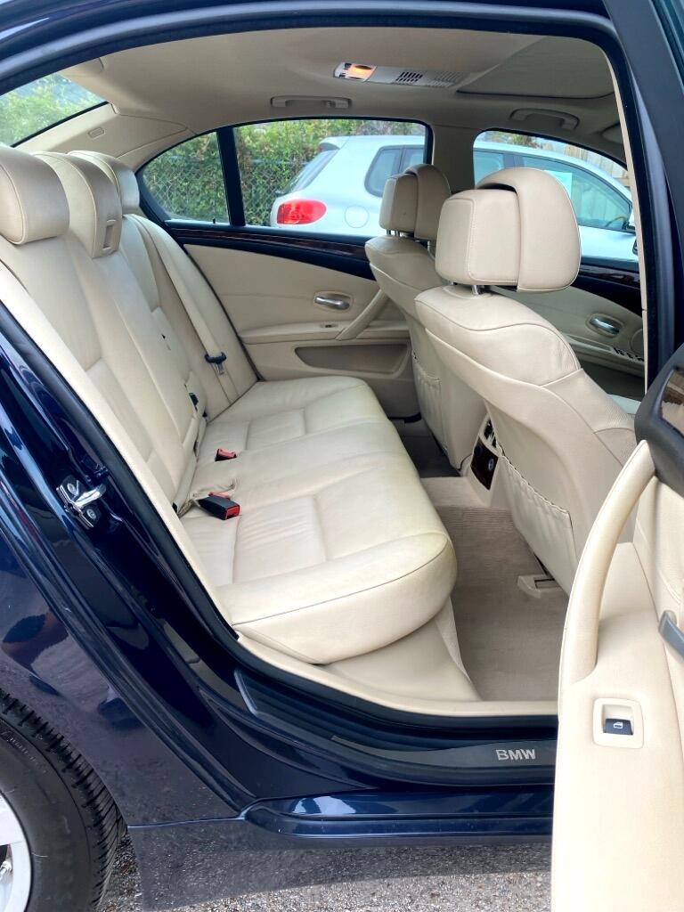 BMW 5-Series  2009