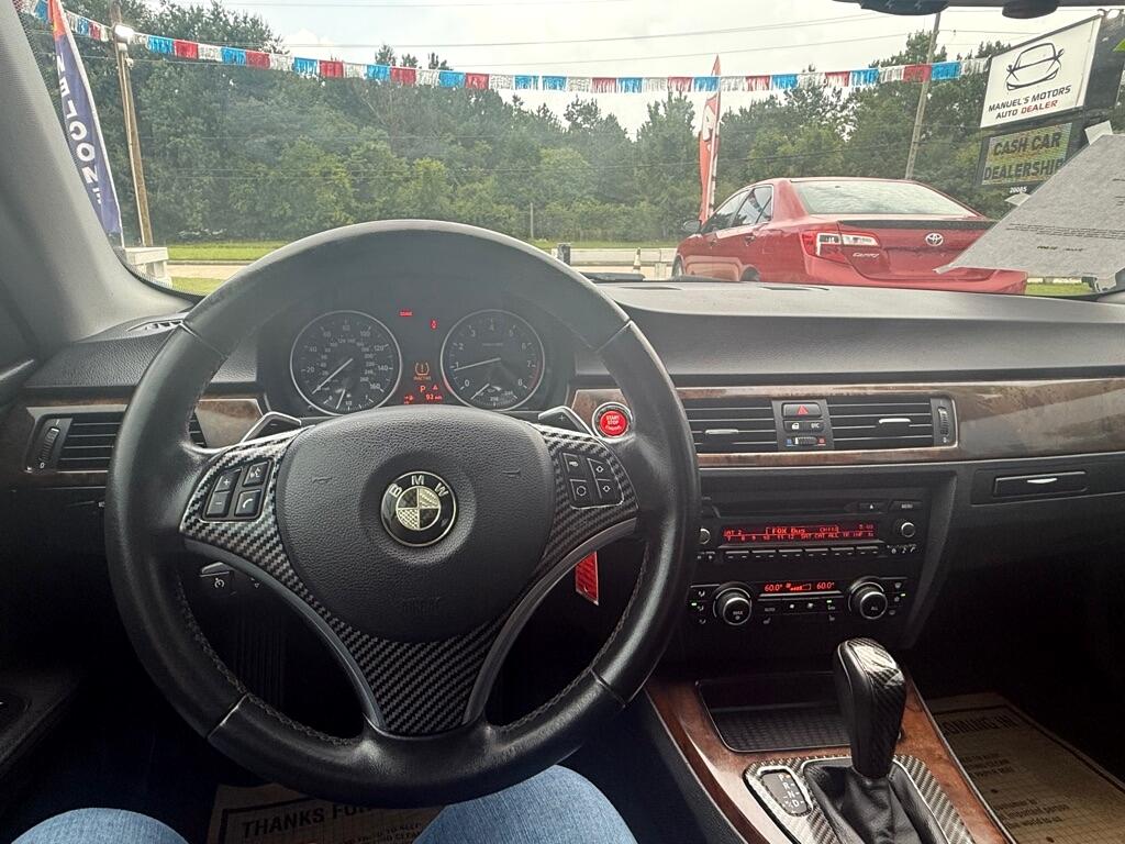 BMW 3-Series  2011