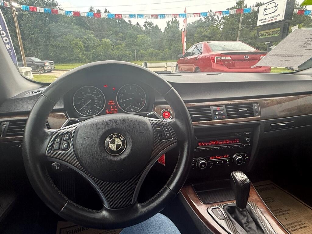 BMW 3-Series  2011