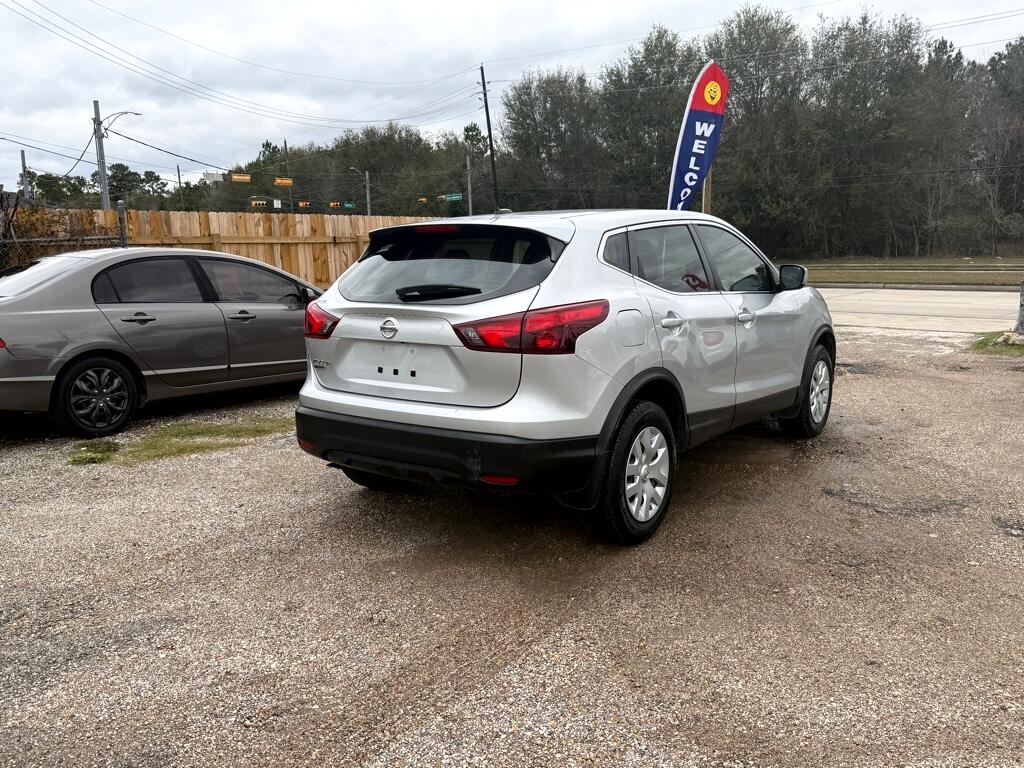 Nissan Rogue Sport  2019