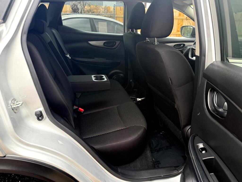 Nissan Rogue Sport  2019