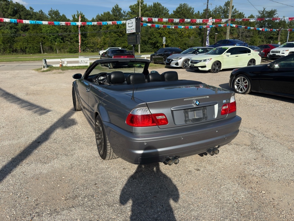 BMW M3  2005