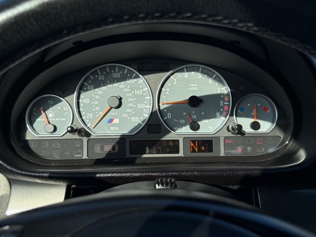 BMW M3  2005