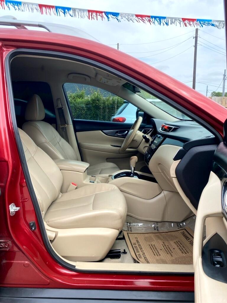 Nissan Rogue  2015