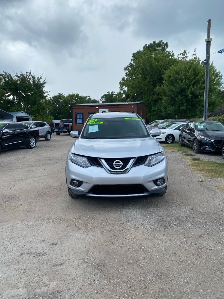 Nissan Rogue  2015
