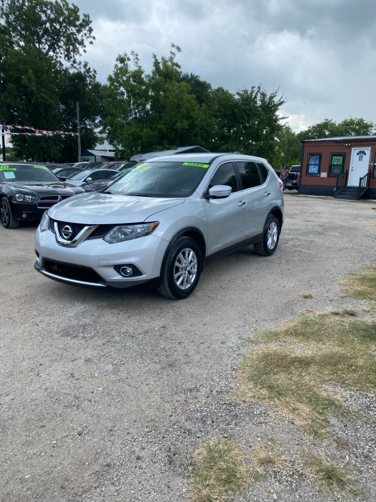 Nissan Rogue  2015