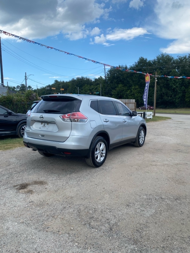 Nissan Rogue  2015