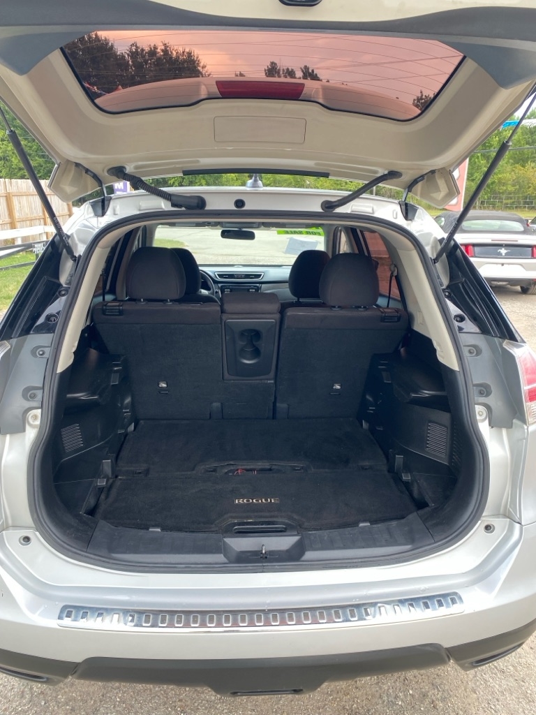 Nissan Rogue  2015