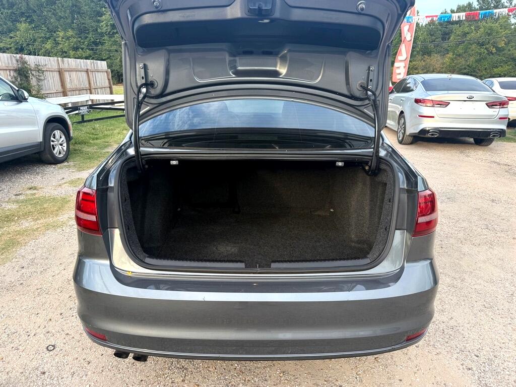 Volkswagen Jetta  2017