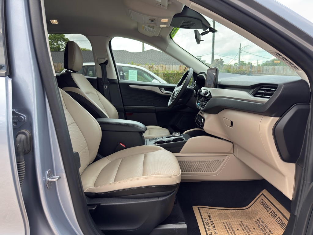 Ford Escape  2022