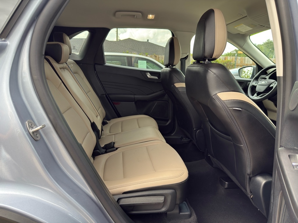 Ford Escape  2022
