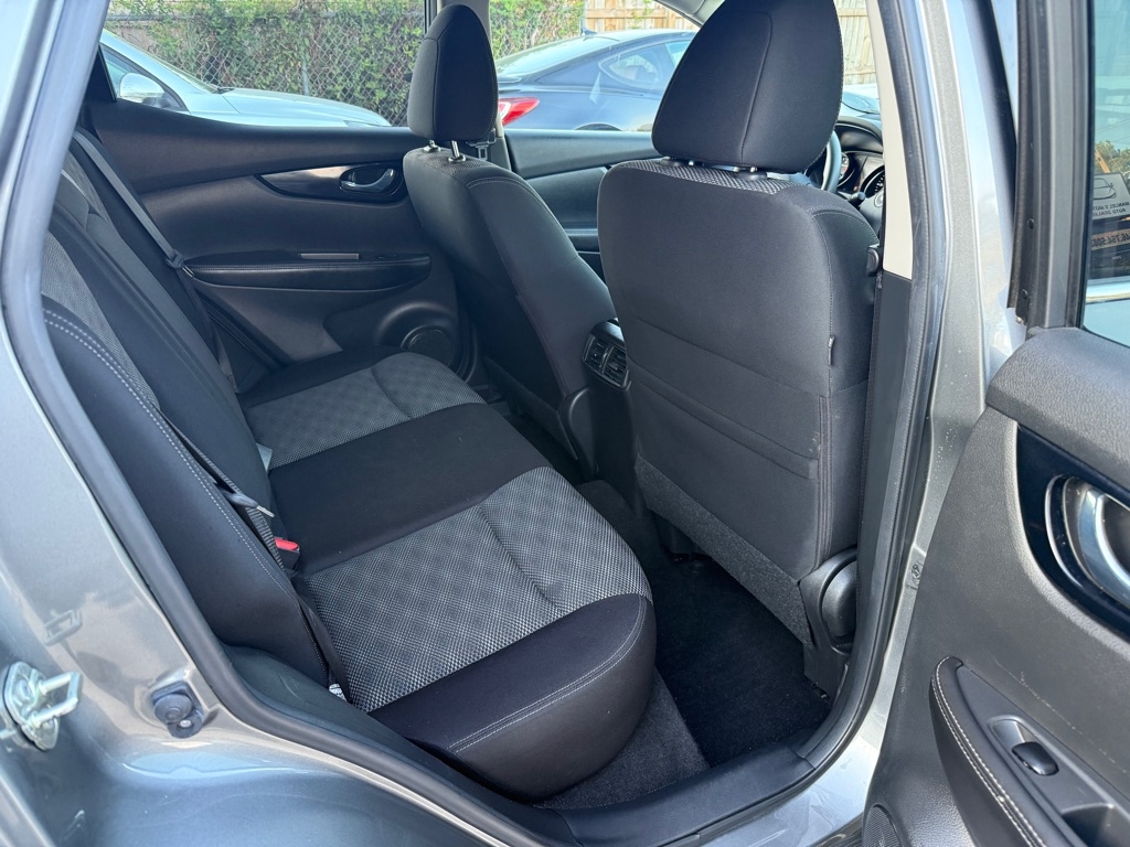 Nissan Rogue Sport  2018