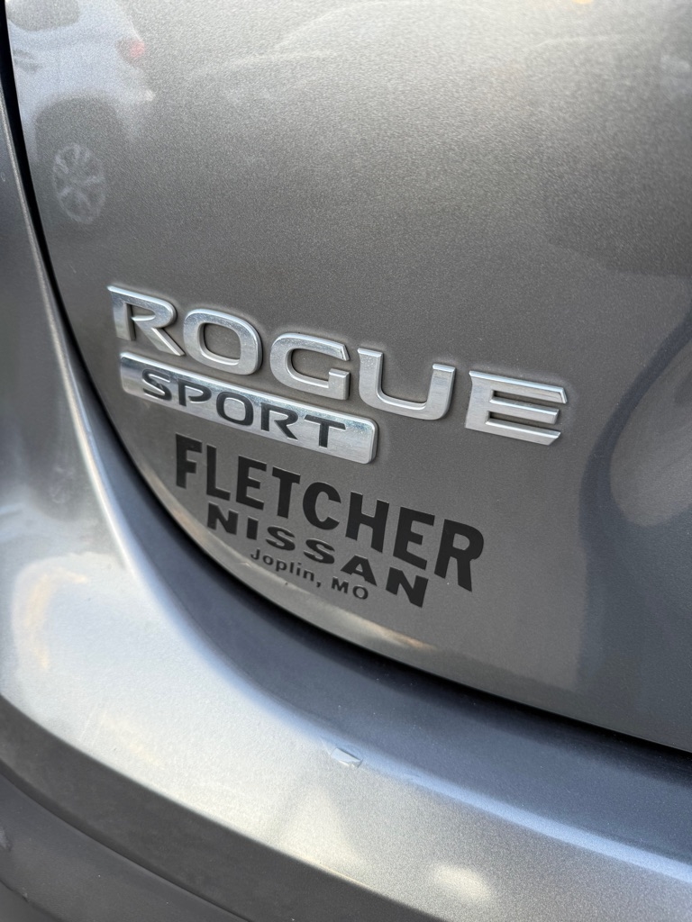 Nissan Rogue Sport  2018