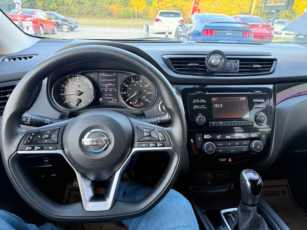 Nissan Rogue Sport  2018